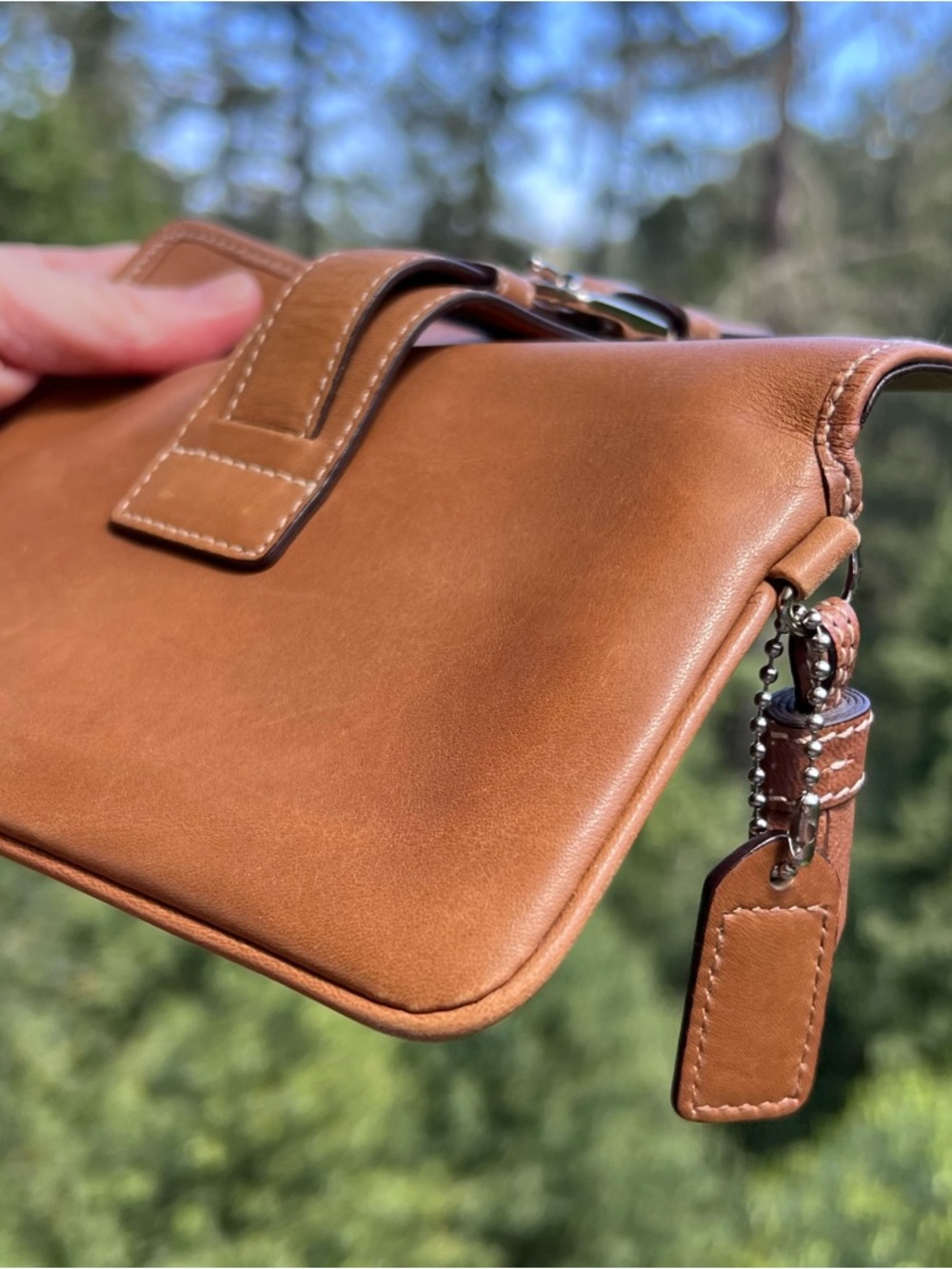 COACH VINTAGE Brown Leather Clutch with Wallet Closing Flap and Tassel AUTHENTIC - Picture 6 of 13